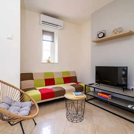 Appartement Ding Dong - Two Bedroom With Balcony *